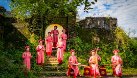 Step into the soulful melodies of Ca Hue singing